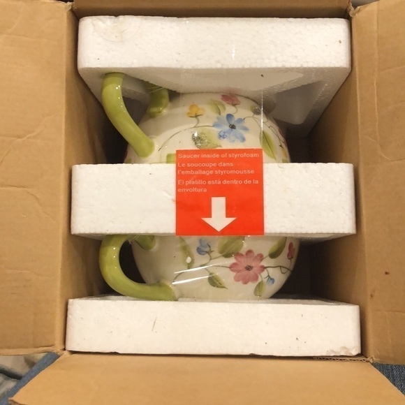 NIB HOME INTERIORS Tea for One Ceramic Floral Teapot & Cup Set w/ Butterfly Lid - Picture 8 of 9